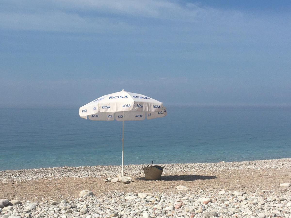 Casa Al Mare Petrovac, Montenegro ภายนอก รูปภาพ